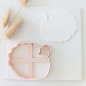 Turkey Imprint Cookie Cutter for Thanksgiving Baking and Clay Crafts Large Polymer Clay Cutter for Fall Cookies Fondant Decorations DIY Earrings Ornaments Tags and Holiday Craft