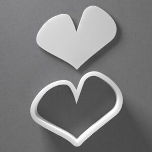Squiggly Whimsical Heart Cookie Cutter Fun Curvy Shape Baking Tool for Cookies Biscuits Fondant Dough Clay Jewelry Making Earring Craft Decorating Party Baking and Daily Home Use