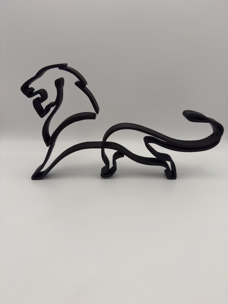 Unique India Statue Lion Line Art Wolf Sculpture for Minimalist Home Decor, Tabletop or Shelf Ornament, Artistic Animal Design, for Housewarming or Special Occasions