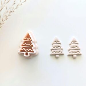 Christmas Tree Imprint Earring Cutter for Polymer Clay Jewelry Holiday Tree Clay Cutter for Handmade Earrings Festive Accessories DIY Christmas Crafts Seasonal Clay Jewelry Making Tool