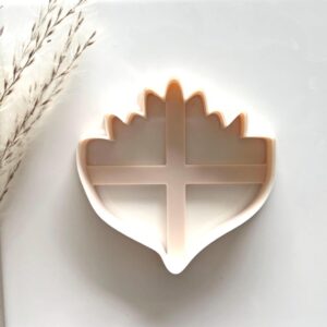 Triple Flower Cookie Cutter for Spring Baking and Fondant Decoration Trendy Polymer Clay Flower Cutter for Jewelry Making Clay Crafts Cake Toppers and Floral Cookie Designs