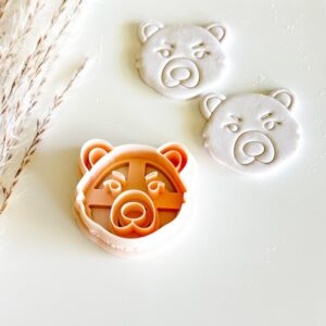 Black Bruin Bear Earring Imprint Cutter 1 1/2 Inch, Bear Pendant Clay Cutter, Polymer Clay Jewelry Cutter, Clay Earring Mold, Animal Shape Clay Craft Tool for DIY