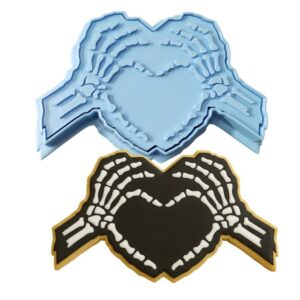 Black Skeleton Hands Heart Cookie Cutter Plastic Clay and Fondant Mold for Polymer Clay, Skeleton Heart Design, and Halloween or Party Baking and Craft Projects for Creative Decorations