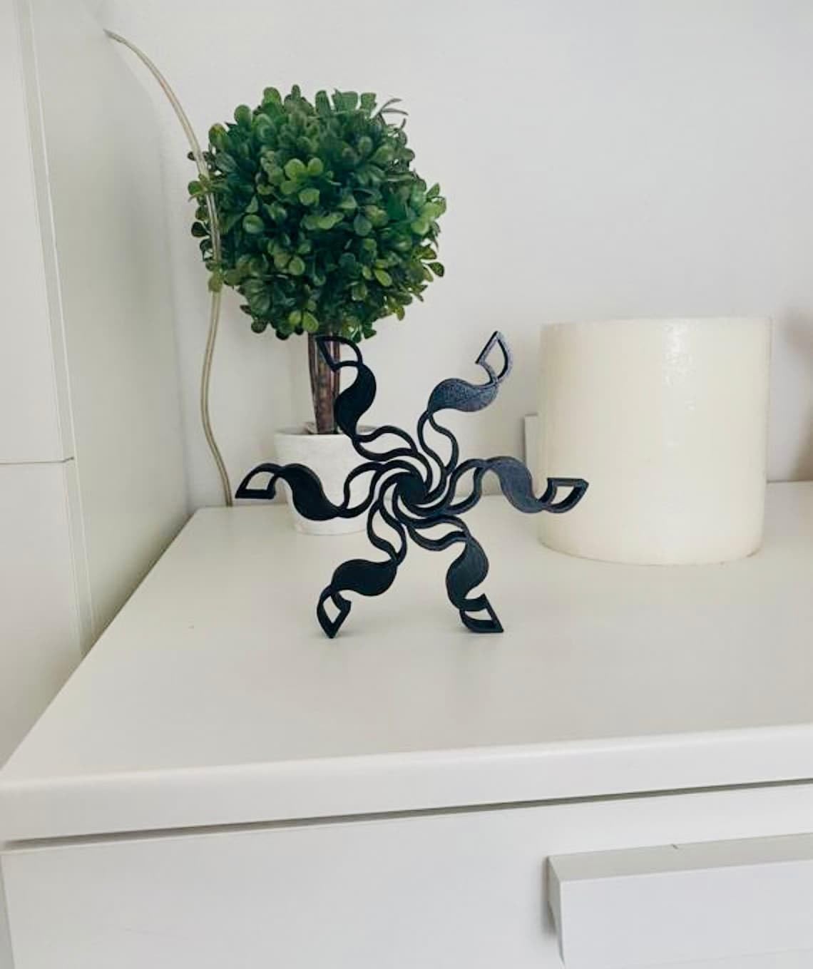 Geometric Minimalist Sculpture: Tabletop Art Inspired by Space and Mars, Perfect for Home Decor and Housewarming Gifts - Image 2