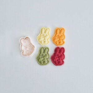 Black Bunny with Carrot Cookie Cutter cookie Spring Animal Biscuit Fondant Mold for Rabbit Themed Baking Decorated Cookies Clay Craft DIY Kids Party Treats