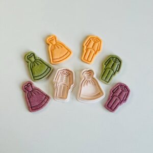 Black Bride and Groom Cookie Cutter Set with Wedding Stamp Tools for Man and Woman Shapes Baking Supplies for Homemade Cookies Fondant Cake Decorating Party Favors and Wedding Gift Trea