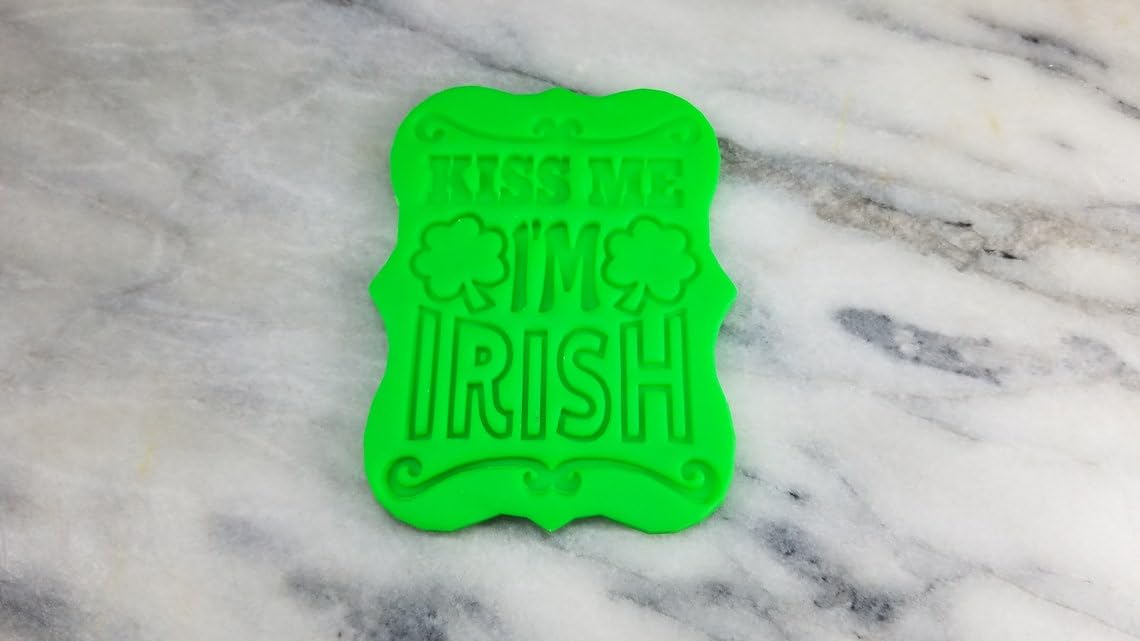 St Patrick�s Day Cookie Cutter Kiss Me I�m Irish Black Plastic India Shamrock Leprechaun Shape Fondant Biscuit Stencil Mold Sharp Edges Baking Decoration Tool