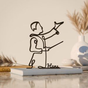 Black Customized Conductor Plastic Line Art Sculpture Personalized Orchestra Artwork Custom Music Decor Gift for Music Teachers Classical Performers Studio Home Display India