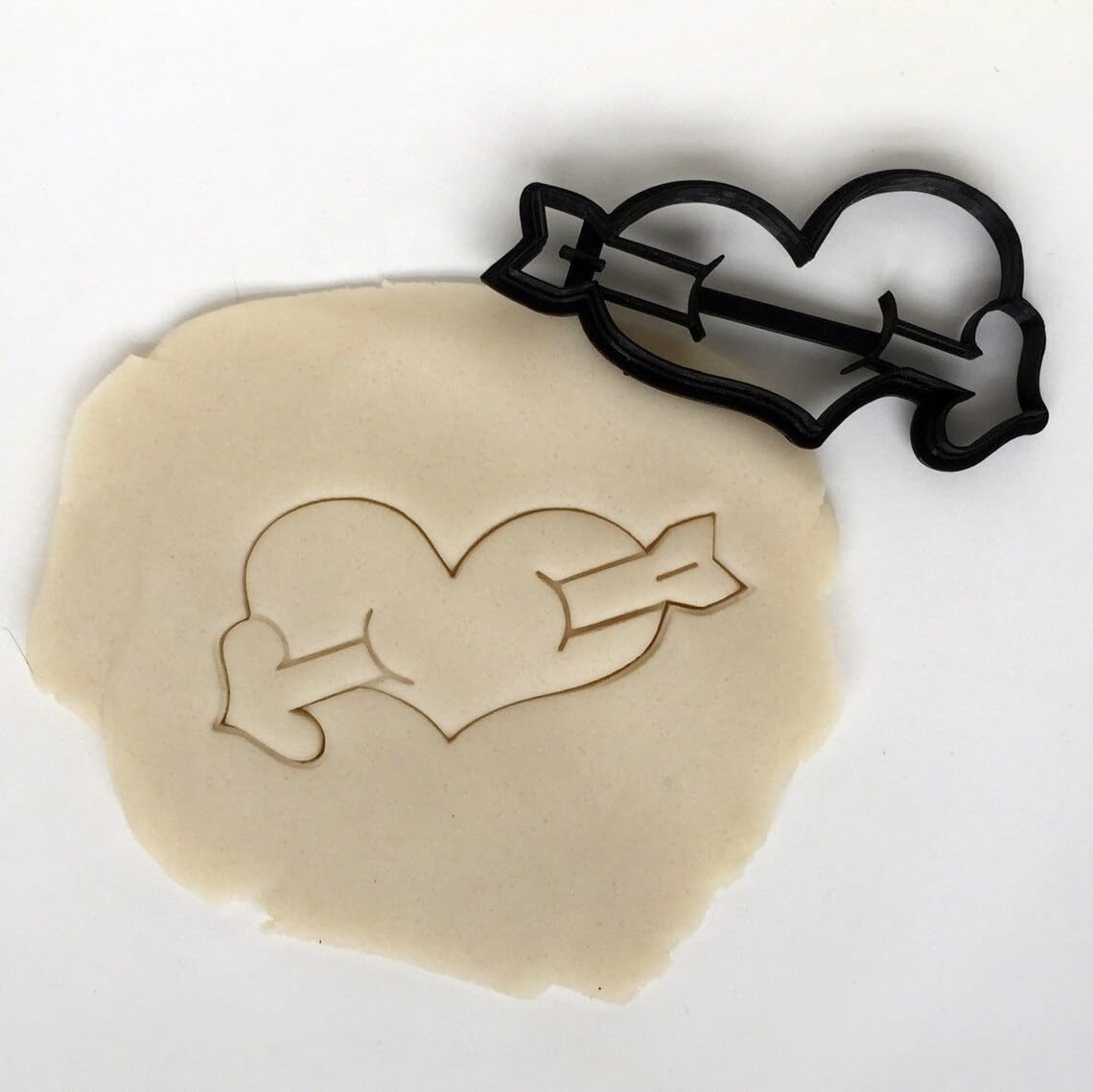 Valentines Heart with Arrow Cookie Cookie Cutter for Cookies, Fondant, and Clay Cupids Arrow Design for Valentines Day Treats, Crafts, and Romantic Projects in India - Image 3
