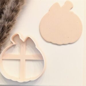 Pumpkin with Bow Cookie Cutter Fall Themed Clay Cutter for Polymer Clay Crafts Large Fondant Cutter for Autumn Baking DIY Pumpkin Decorations Thanksgiving Projects and Seasonal Gift