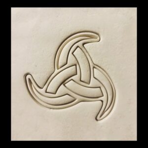 Triple Horn Viking Symbol Cookie Cutter Cookie Norse Pagan Mythology Biscuit Fondant Decorating Tool for Viking Theme Party Norse History Craft Baking and Spiritual Celebration