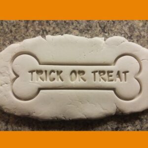 Dog Bone Trick or Treat Cookie Cutter Cookie for Halloween Dog Treat Biscuit Fondant Decorating Tool Fun Pet Themed Baking Craft for Puppy Party Homemade Snacks Pet Lovers and Gift