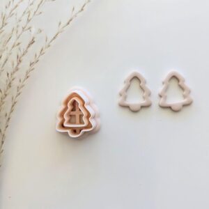 Christmas Tree Cutout Earring Cutter for Polymer Clay Jewelry Holiday Tree Shape Clay Cutter for DIY Festive Earrings Handmade Seasonal Accessories Christmas Craft Clay Design Tool