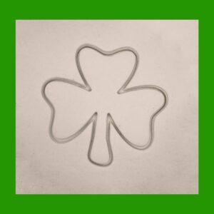Black 3 Leaf Clover Cookie Cutter Cookie India Shamrock St Patricks Day St Pattys Celebration Baking Tool for Irish Holiday Cookies Themed Party Biscuits and Festive Snacks