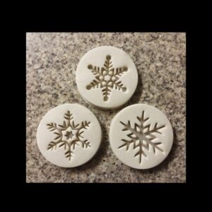 Snowflake Embosser Set of 3 Cookie Embosser Muffin Embosser Stamp Cookie India Christmas Holiday Baking Decoration Tool for Festive Winter Desserts and Seasonal Treats