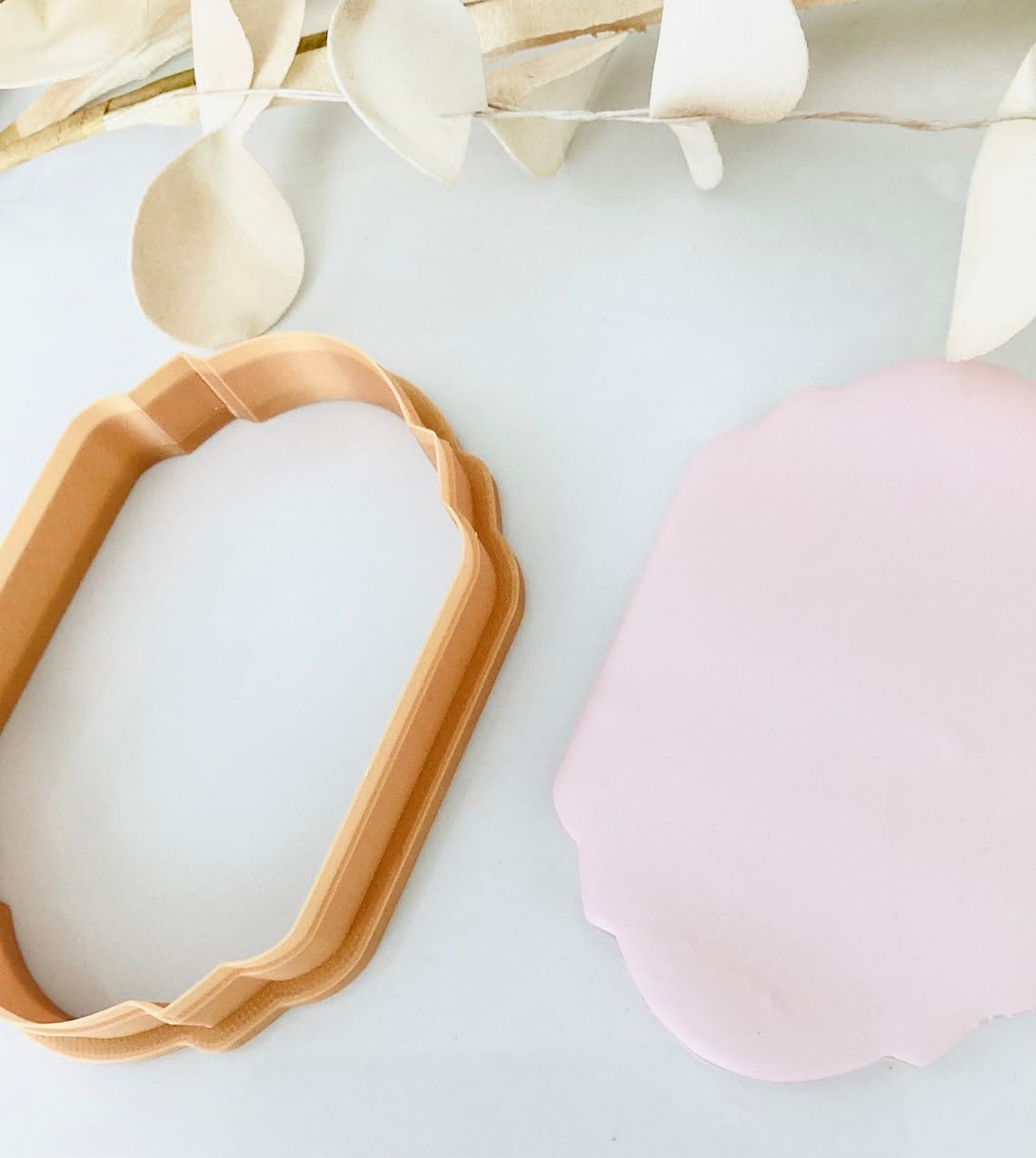 Victorian Oval Cookie Cutter for Elegant Polymer Clay and Fondant Designs, Large Cookie Cutter for Cookies, Clay Crafts, Signature Biscuits, Vintage Baking and DIY Art Projects