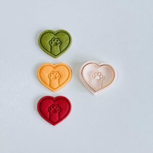 Black Cat Paw in Heart Cookie Cutter cookie Animal Biscuit Fondant Mold for Pet Lover Valentines Day Baking Decorated Cookies Clay Craft DIY Romantic Treats
