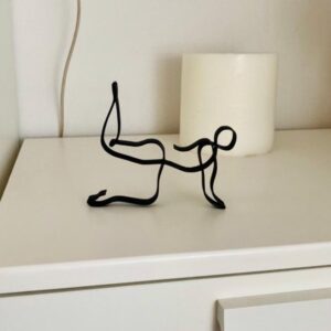 Minimalist Yoga Pose with Raised Leg Statue Sculpture: Statue Gift Promoting Health and Harmony in Feng Shui and Eastern Traditions