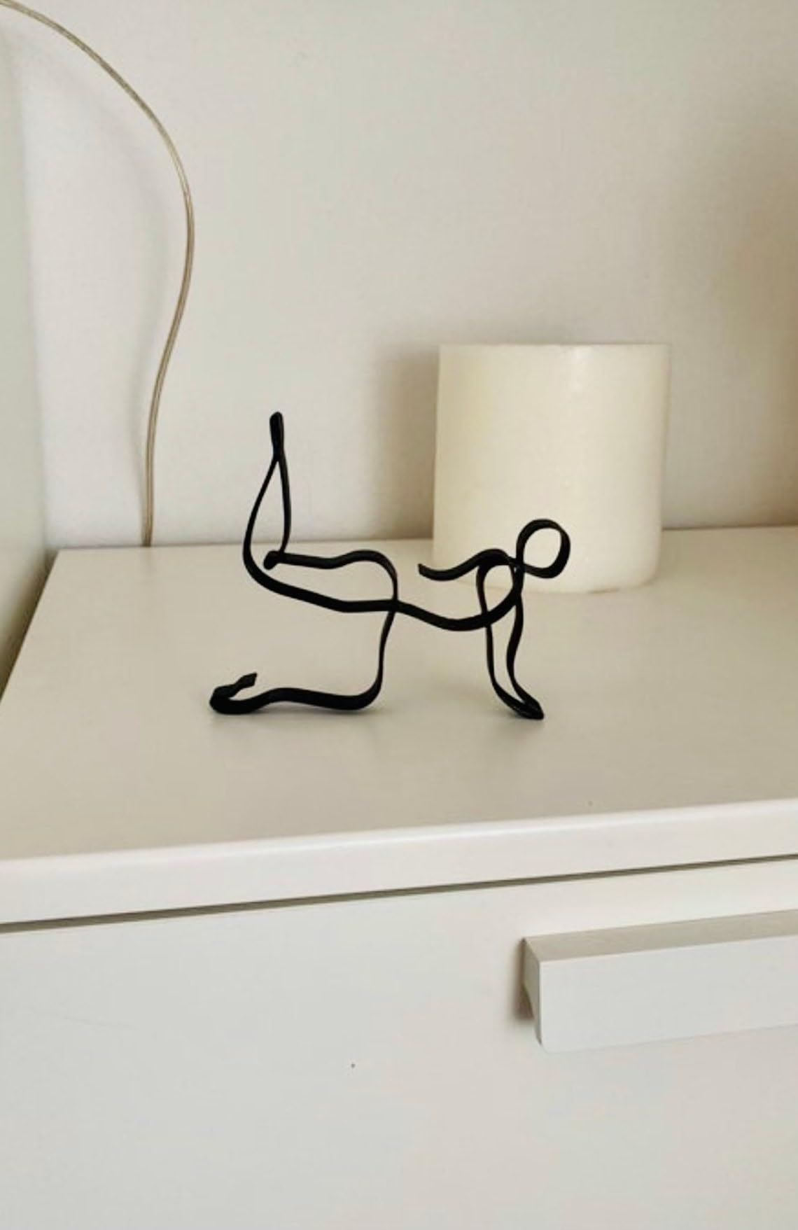 Minimalist Yoga Pose Table Leg Up Statue Sculpture: Statue Gift Inspired by Health and Harmony in Eastern Art