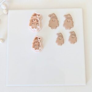 Christmas Yeti Clay Earring Cutter for Holiday Polymer Clay Jewelry Making Festive Globe Yeti Clay Cutter Tool for DIY Earrings Charms Accessories and Handmade Craft Projects