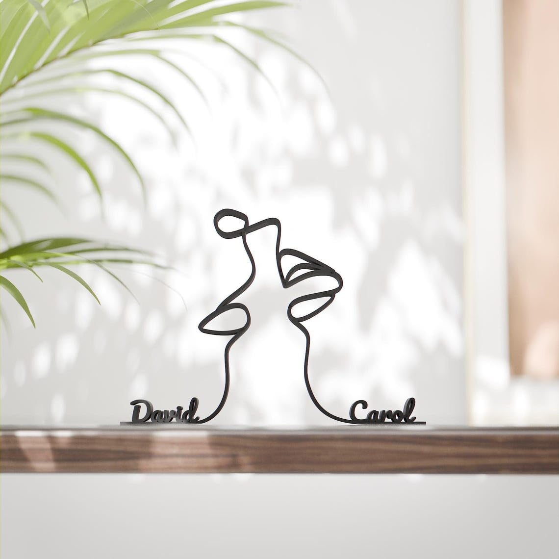 The Kiss Inspired Line Art Figure Plastic Romantic Decor Statue for Home Office Desk Shelf Display Minimal Modern Art Gift for Couples Daily Spaces India - Image 2