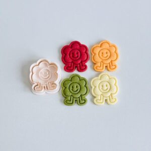 Black Happy Flower Cookie Cutter Set cookie Smiling Face Biscuit Fondant Mold for Kids Party Treats DIY Baking Decorated Cookies Clay Craft Fun Activities