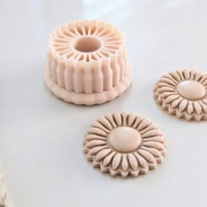 Sunflower Clay Earring Imprint Cutter Cookie Polymer Clay Jewelry Cutter Tool for Floral Earring Designs Handmade Accessories DIY Craft Projects Boho Summer Style Flower Making Tool