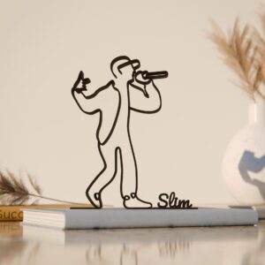 Rapper Line Art Figure Plastic Musician Display Gift Idea Modern Singing Art Statue Minimal Home Decoration for Desk Shelf Studio Living Room Creative Music Lover Decor India