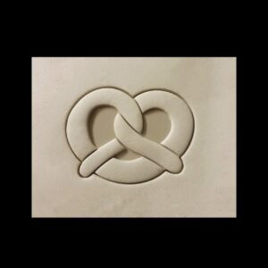 Black Pretzel Shape Cookie Cutter Cookie Bakery Snack Cookie Mold for Oktoberfest Party Treats German Theme Baking Soft Pretzel Inspired Crafts Kids Activities and Gift Packaging
