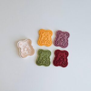 Black Bear Cookie Cutter Stamp Set Love Heart Teddy Bear Shape Animal Theme Baking Tool for Cookies Fondant Clay Treats Creative Dessert Making Parties Everyday Use