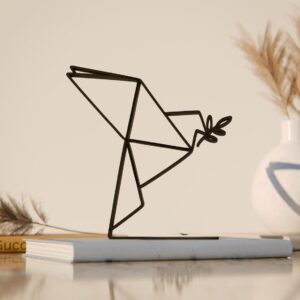 Black Origami Dove Plastic Line Art Figure Minimal Modern Bird Sculpture Creative Home Office Desk Decor Peace Theme Display Artwork For Shelves Living Room Bedroom Study Table