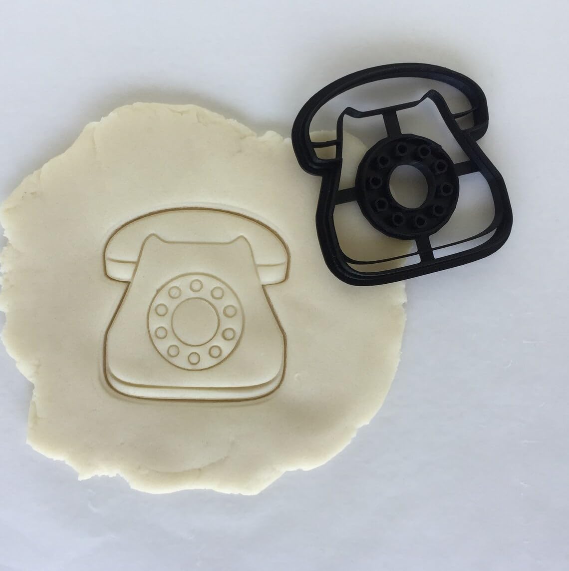 Retro Telephone Cookie Cutter Cookie for Fondant, Clay Crafting, Baking, Old Fashioned Phone Designs, Vintage Party Themes, Nostalgic Celebrations, and Creative Cake Decorating in - Image 2