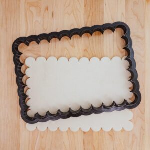 Giant Scalloped Rectangle Plaque Cutter 8.5 Inch India Cookie Cookie Fondant Clay Pottery Ceramic Polymer Mold Baking and Craft Tool for Decorating Cakes Cookies DIY Projects