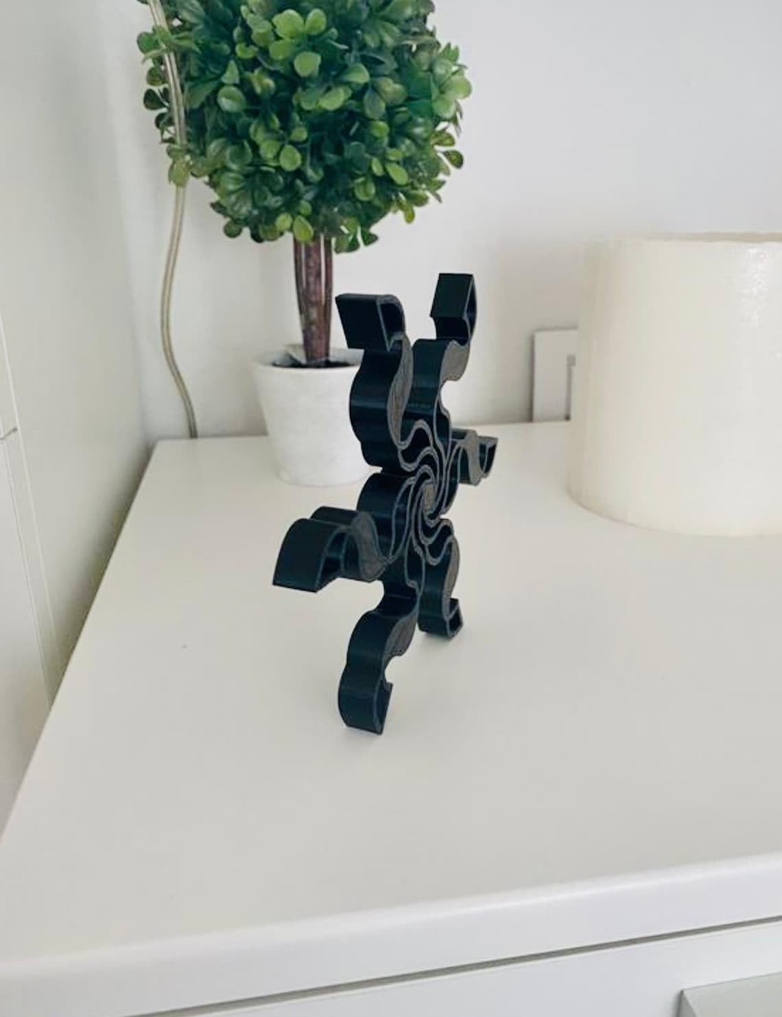 Geometric Minimalist Sculpture: Tabletop Art Inspired by Space and Mars, Perfect for Home Decor and Housewarming Gifts - Image 4