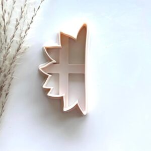 Half Shasta Daisy Flower Cookie Cutter for Baking and Clay Crafts Large Cookie Cutter for Fondant Polymer Clay DIY Floral Projects and Handmade Jewelry Earring and Pendant Making Tool