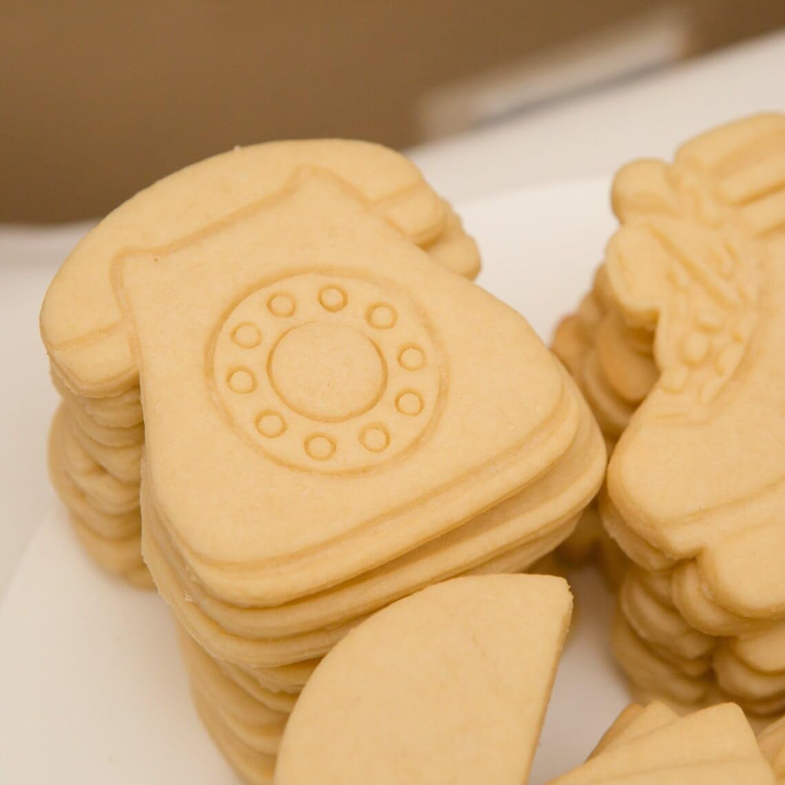 Retro Telephone Cookie Cutter Cookie for Fondant, Clay Crafting, Baking, Old Fashioned Phone Designs, Vintage Party Themes, Nostalgic Celebrations, and Creative Cake Decorating in - Image 3