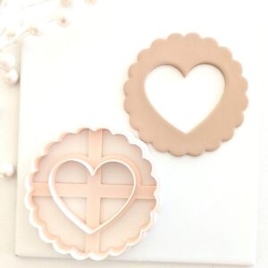Scalloped Circle with Heart Cutout Cookie Cutter for Valentine Baking Polymer Clay Heart Cutter for Fondant Cake Decorations Romantic Cookies Crafts and Handmade Clay Art Projects