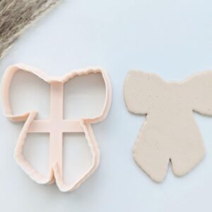 Scalloped Bow Cookie Cutter for Elegant Baking Large Clay and Fondant Cutter for Polymer Clay DIY Crafts Wedding Favors Party Decorations Hair Bow Jewelry Making and Gift Tags Projects