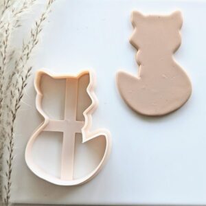 Fox Cookie Cutter for Baking and Polymer Clay Crafts Animal Shaped Clay Cutter Tool for Making Fox Cookies Fondant Decorations and Handmade Nature Inspired Jewelry or Art Projects