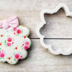 Cookie Ruffled Bib Cookie Cutter for Baby Shower Cookies, Biscuit, Fondant, Cake Decoration, Cupcake Toppers, Baby Girl or Boy Party Baking Tool, Suitable Size, Made in India