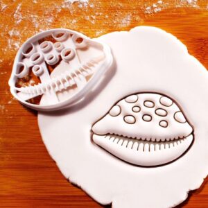 Cowrie Shell Cookie Cutter Nautical Beach-Themed Baking Tool for Mermaid Parties Coastal Ocean Seashell Biscuit Fondant Cutter Perfect for Summer Celebrations and Coastal Decor