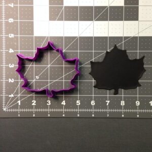 Black Cookie Maple Leaf Cookie Cutter for Baking Biscuits Fondant Pancakes Sandwiches Cake Decorating Autumn Thanksgiving Party Supplies Seasonal Crafts Durable Reusable Kitchen Mold