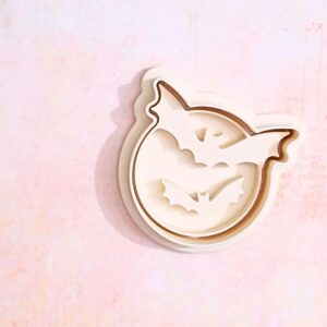 Bats Silhouettes Cookie Cutter Set for Halloween Baking Biscuit Dough Fondant Sugar Paste Decoration Spooky Bat Shapes for Cupcakes Haunted House Party Favors and Themed Desserts