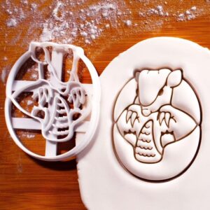 Cute Armadillo Ball Cookie Cutter for Safari Animal Wildlife Themed Baking Adorable Rolled Armadillo Shaped Biscuits Fun Zoo Party Treats Jungle Desert Animal Cookie Craft Tool