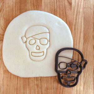 Pirate Skull Detailed Cookie Cutter Cookie for Fondant, Clay Crafting, Halloween Baking, Themed Party Treats, Adventure Decorations, and Creative Celebrations in India