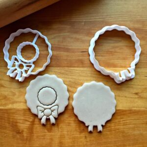 Cookie Set of 2 Christmas Wreath Cookie Cutters for Baking Holiday Cookie-Shaped Treats Suitable Size Creates an Imprint Made in India for Christmas Decorations and Festive Occasions