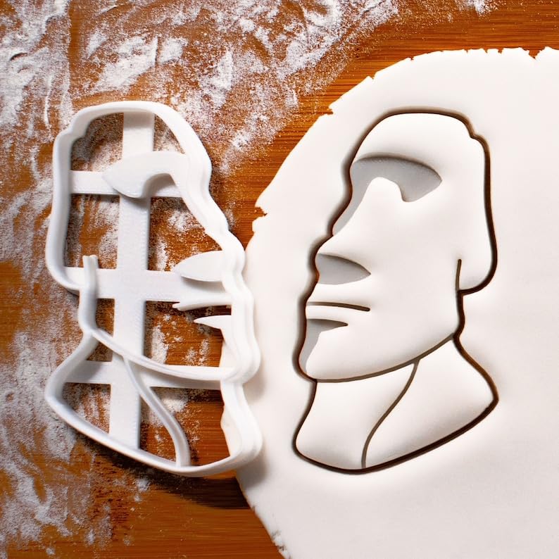 Moai Cookie Cutter Easter Island Stone Head Biscuit Mold for Archaeology Lovers Monolithic Human Statue Prehistoric Monument Cookie Tool for History Themed Baking Educational Gifts