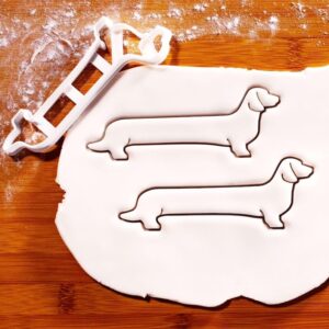 Extra Long Dachshund Cookie Cookie Cutter Featuring Humorous Sausage Dog Shape Ideal for Fun Pet-Themed Baking Biscuits Fondant Clay Cheese Sugarpaste Marzipan Moulds Perfect for Dog