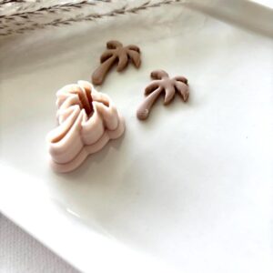 Palm Tree Earring Clay Cutter for Polymer Clay Jewelry Tropical Tree Shaped Pendant Cutter for DIY Summer Accessories Handmade Clay Earrings and Beach Themed Craft and Jewelry Projects
