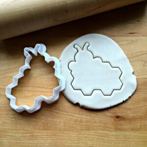 Bee with Honeycomb Sign or Plaque Cookie Cutter Cookie - Suitable Size - Made in India - Ideal for Baking, Crafting & Decorating - High-Quality Bee and Honeycomb Mold for Custom Cookie